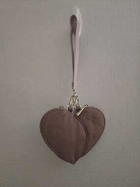 Lululemon Heart Dual Pouch